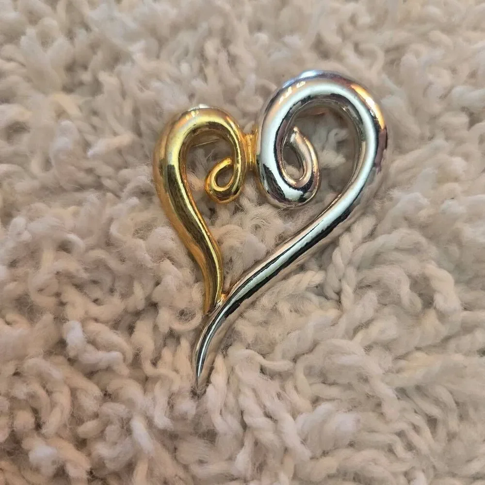 Vintage Silver & Gold 2 Tone Puffy Heart Brooch Pin